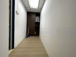 North Bridge Road (D7), Office #451591031